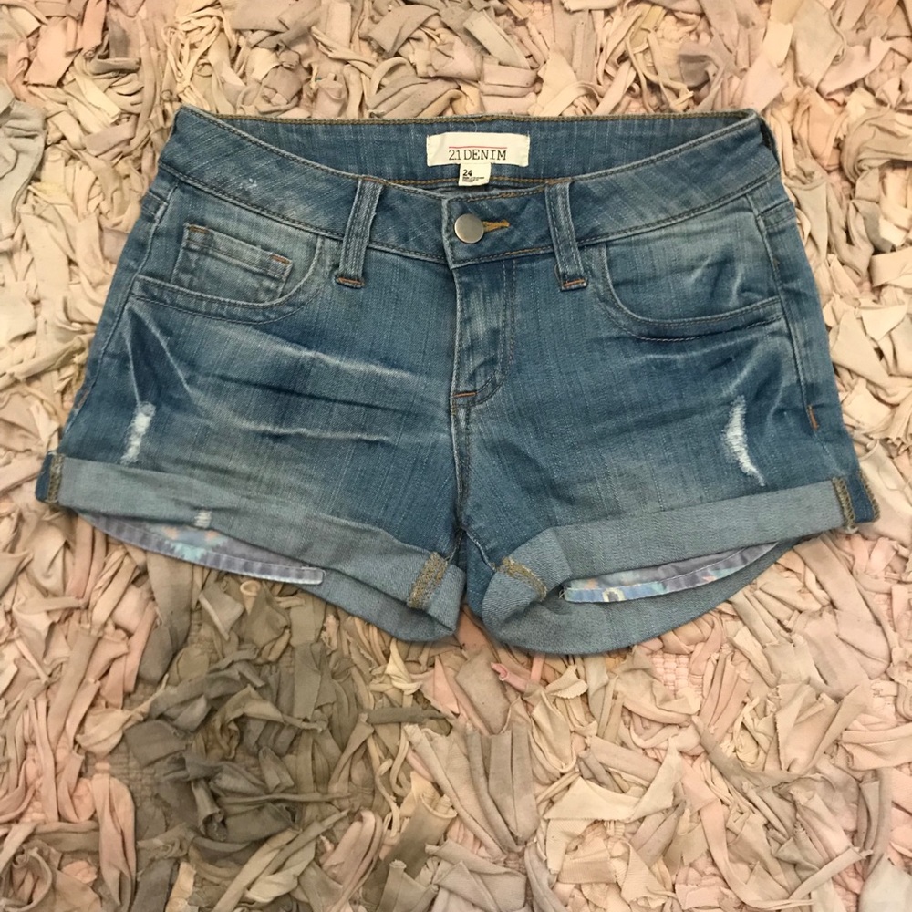 Forever 21 Tribal Print Pocket Low Rise Shorts S24